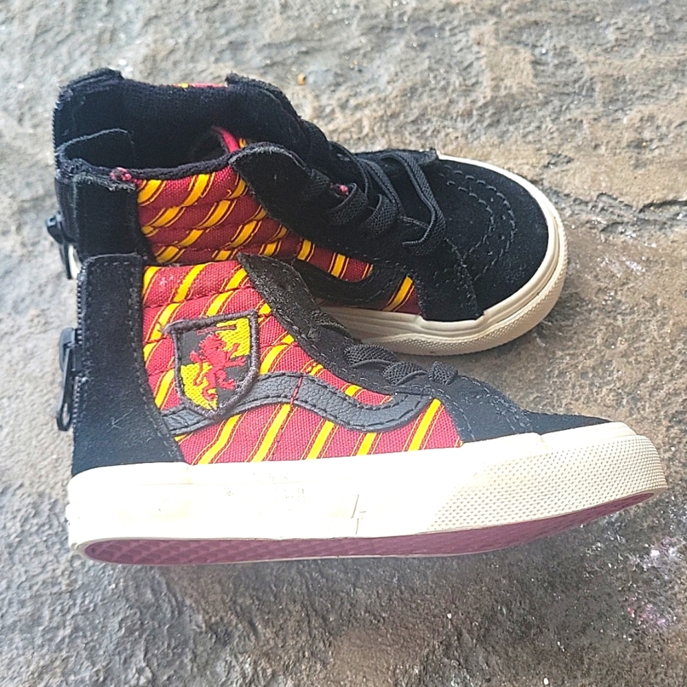 Vans Off The Wall hightops